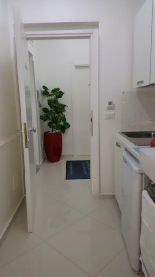 Al Porticciolo Bed & Breakfast Salerno Dış mekan fotoğraf