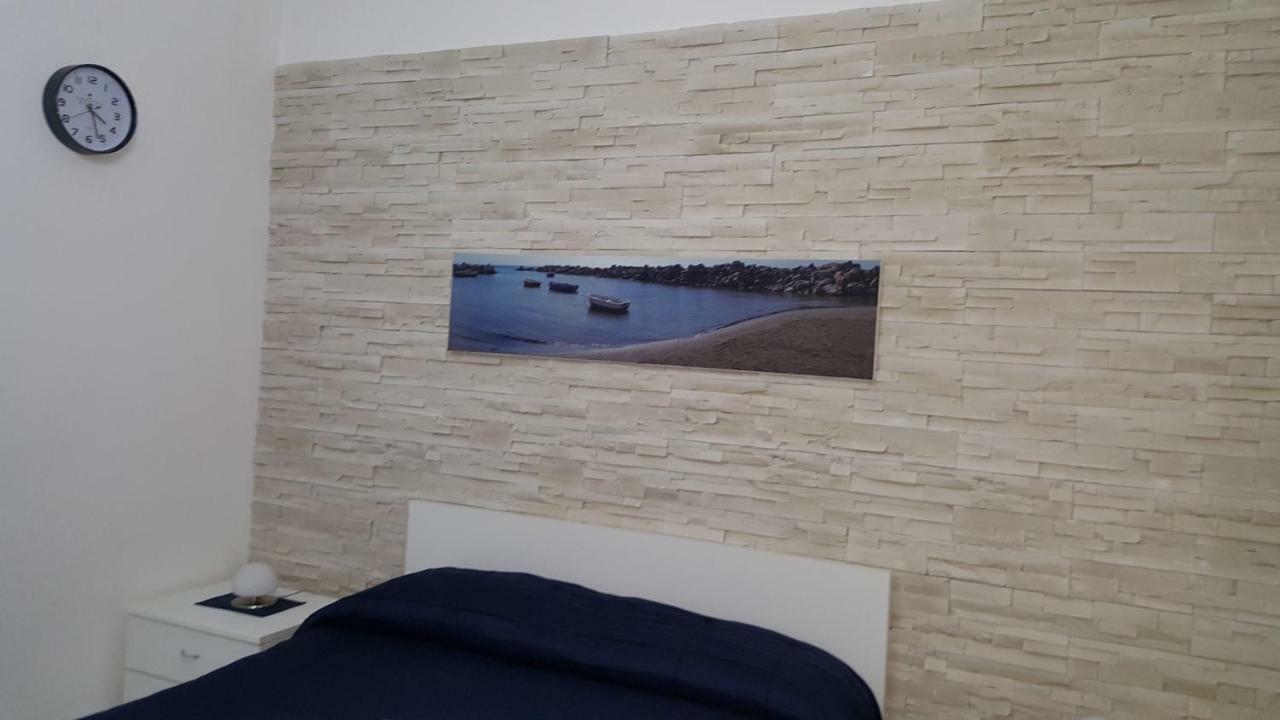 Al Porticciolo Bed & Breakfast Salerno Dış mekan fotoğraf