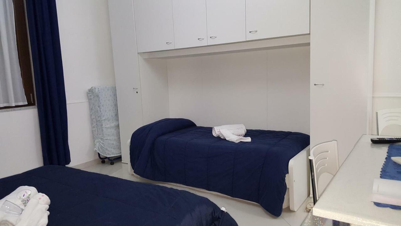 Al Porticciolo Bed & Breakfast Salerno Dış mekan fotoğraf
