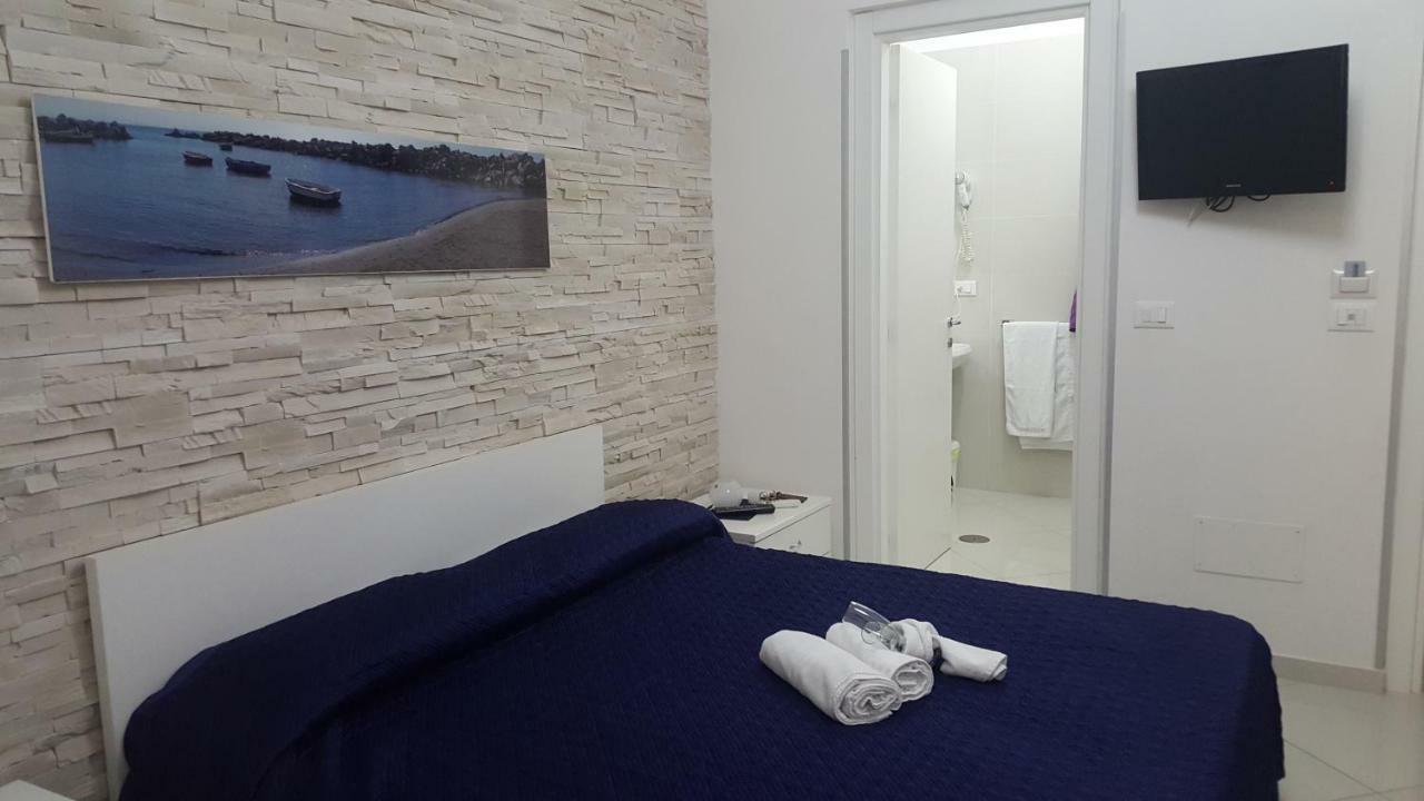 Al Porticciolo Bed & Breakfast Salerno Dış mekan fotoğraf