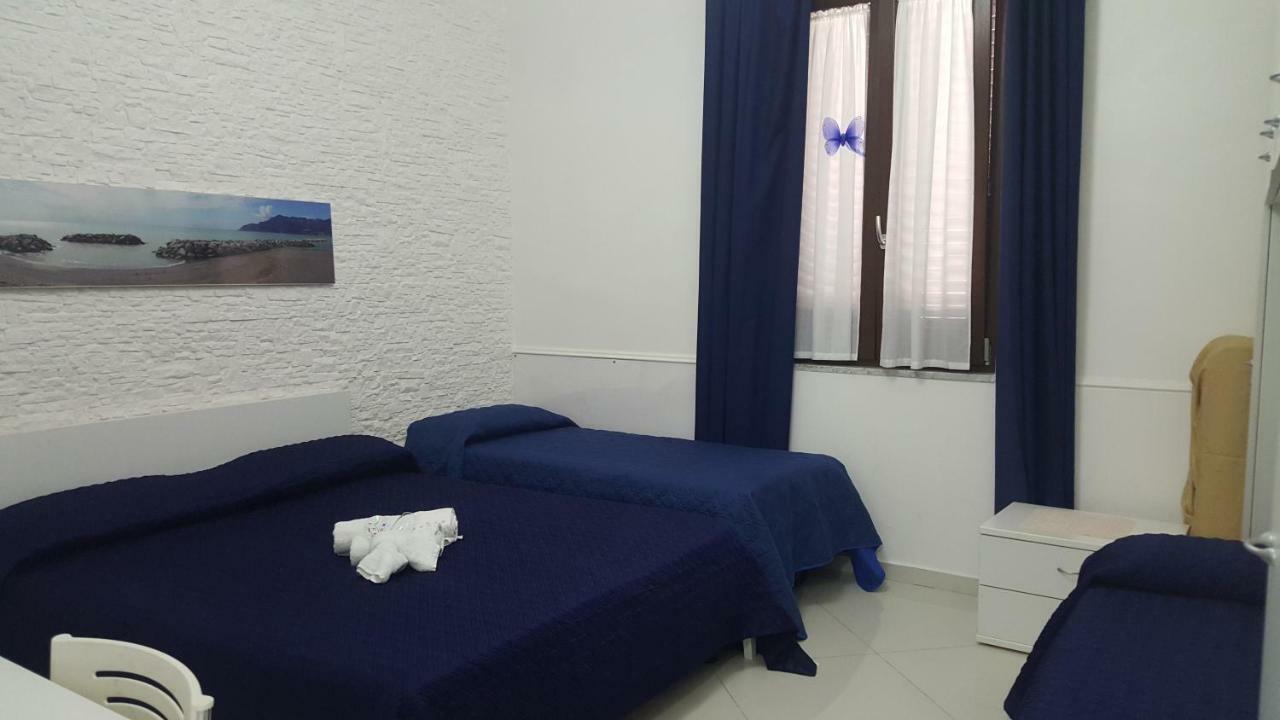 Al Porticciolo Bed & Breakfast Salerno Dış mekan fotoğraf