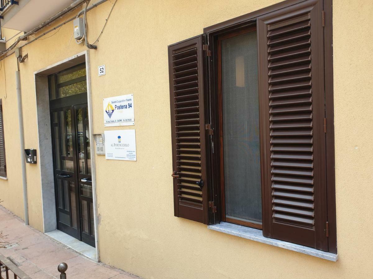 Al Porticciolo Bed & Breakfast Salerno Dış mekan fotoğraf