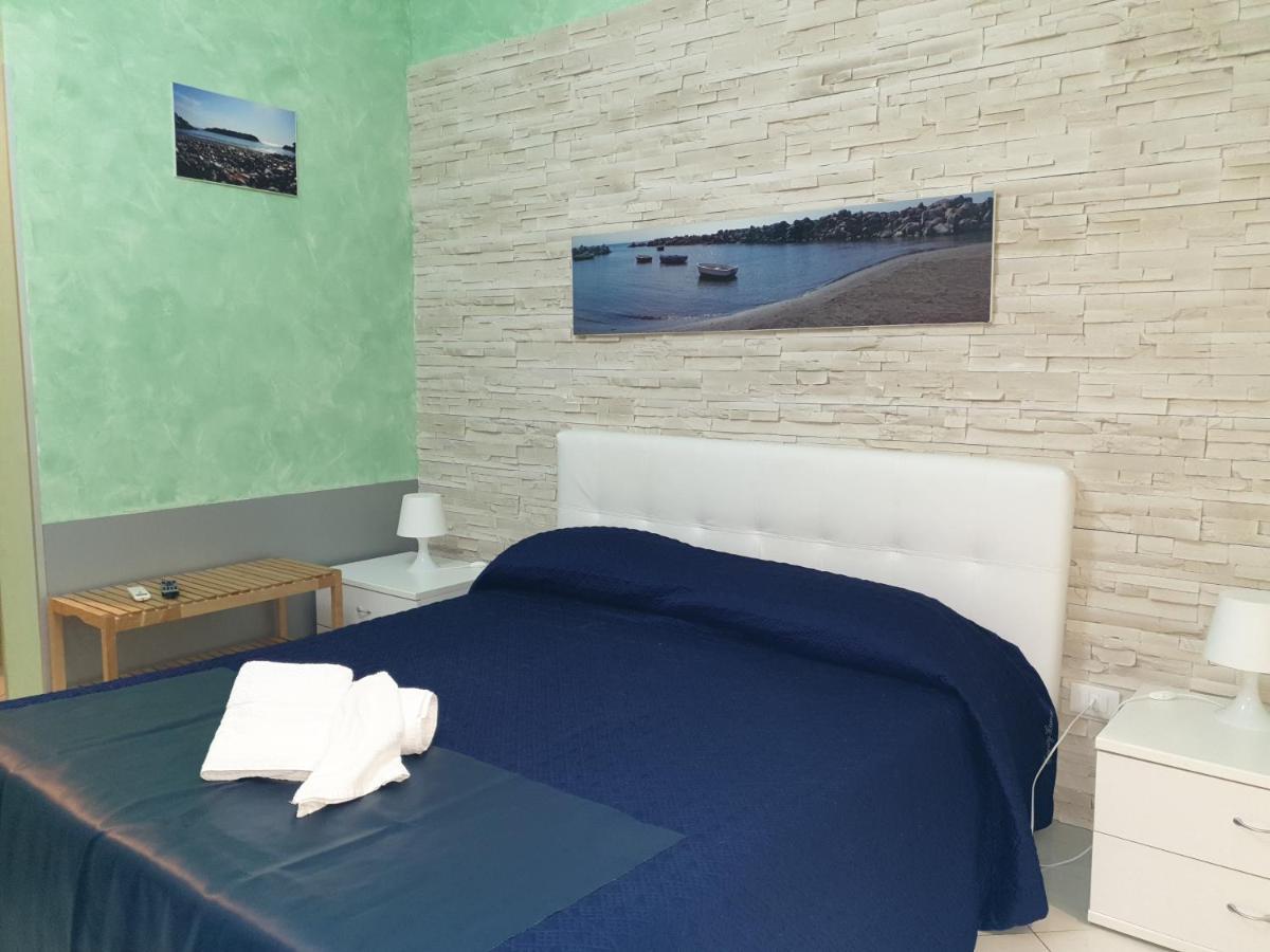 Al Porticciolo Bed & Breakfast Salerno Dış mekan fotoğraf