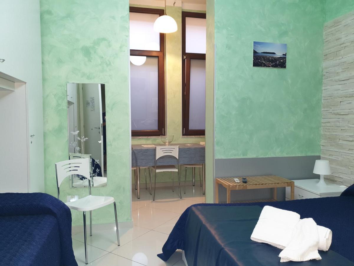 Al Porticciolo Bed & Breakfast Salerno Dış mekan fotoğraf